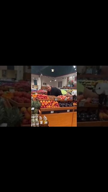 Walmart has closed 21 retail locations across the US this year, including four in Chicago!