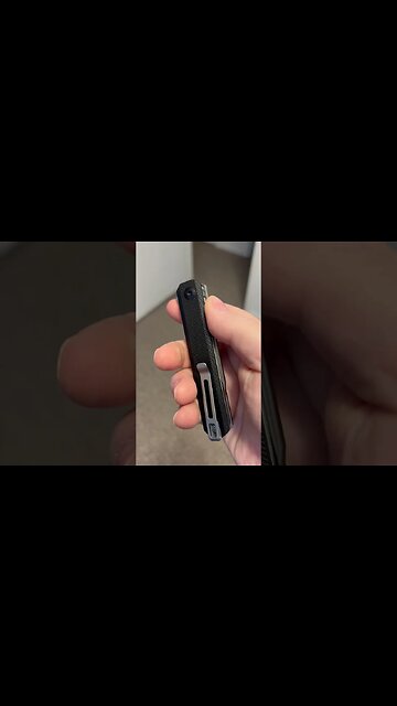 Civivi Chronic Flipper - A Gentleman's Knife