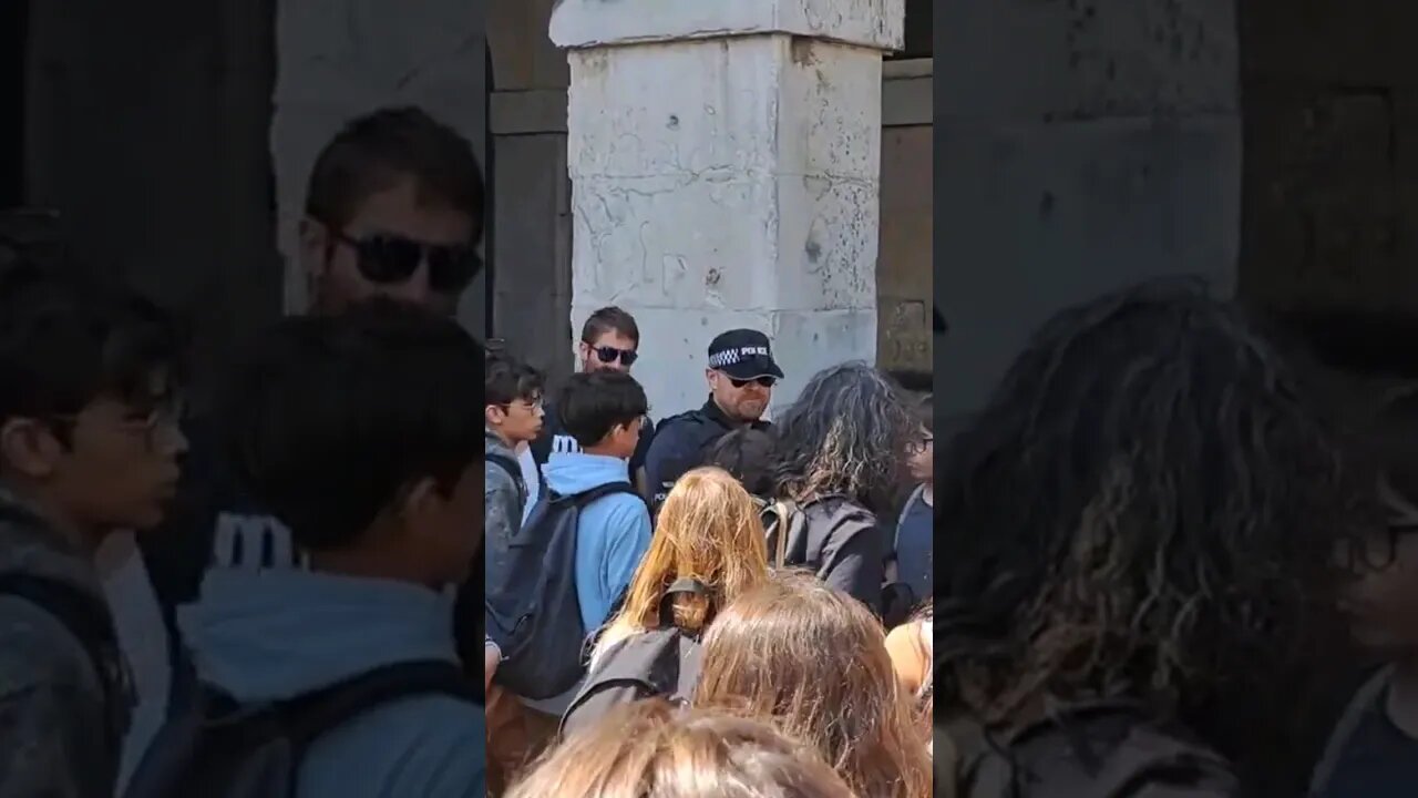 Move back #horseguardsparade