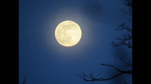 Awesome Super Moon Rise in the UK 7.4.2020