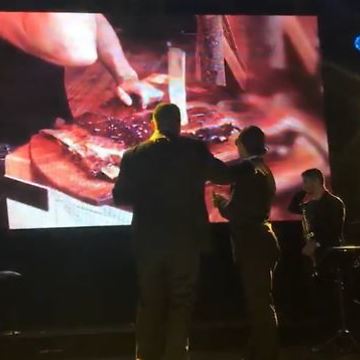 Νουσρέτ και Ρέμος στη δεξίωση γάμου του τραγουδιστή