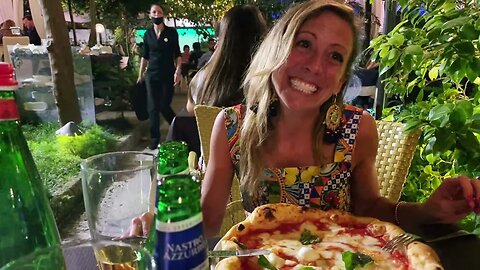 Best Pizza in Sorrento Italy 🇮🇹