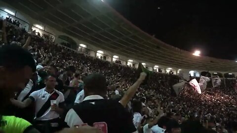 Explosão da torcida do Vasco no gol em São Januário - Vasco 3x0 Novorizontino