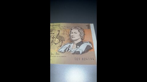 OLD AUSTRALIAN $1 NOTE