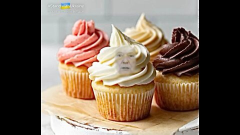 The Ultimate Donald Trump Cupcake Meme! 🧁