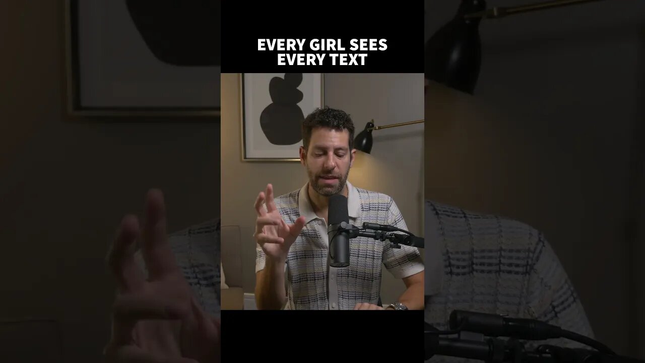 Every Girl Sees Every Text #textingtips #datingcoach #datingadvice