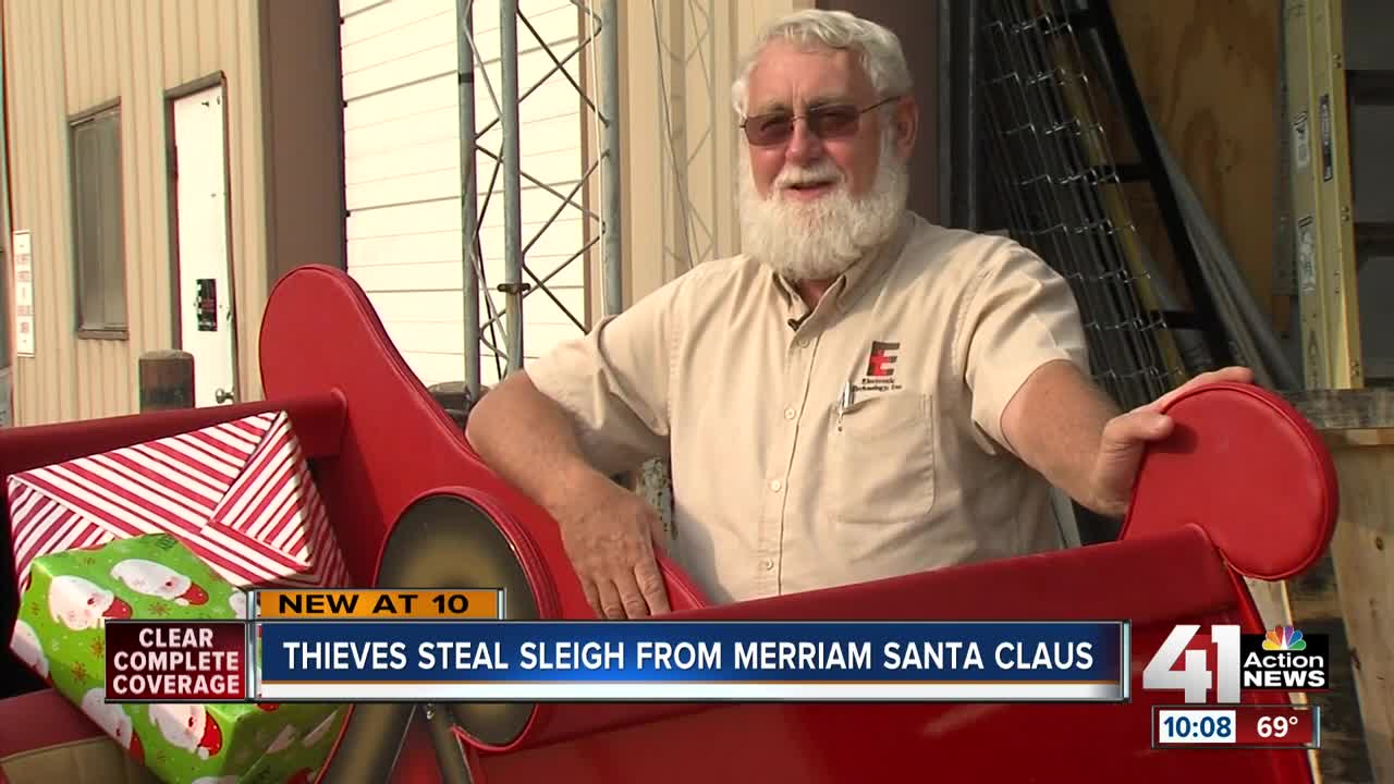 Santa’s sleigh takes unplanned ride in Merriam