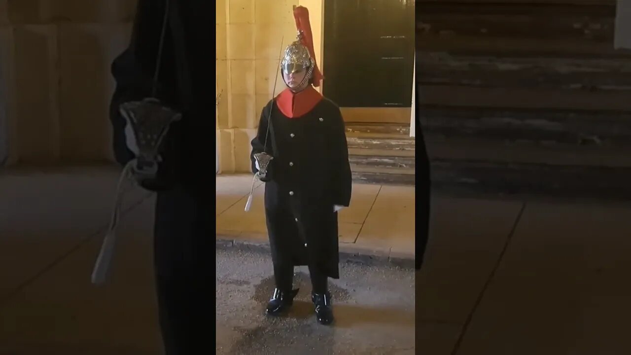 Windy under the arch #thekingsguard