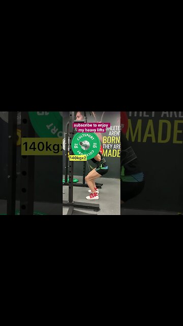 repping 130kg 140kg SQUATS #shorts #youtubeshorts #viralshorts