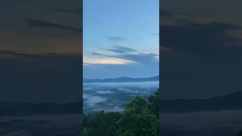 The clouds are an ocean in the sky #mountains #ocean