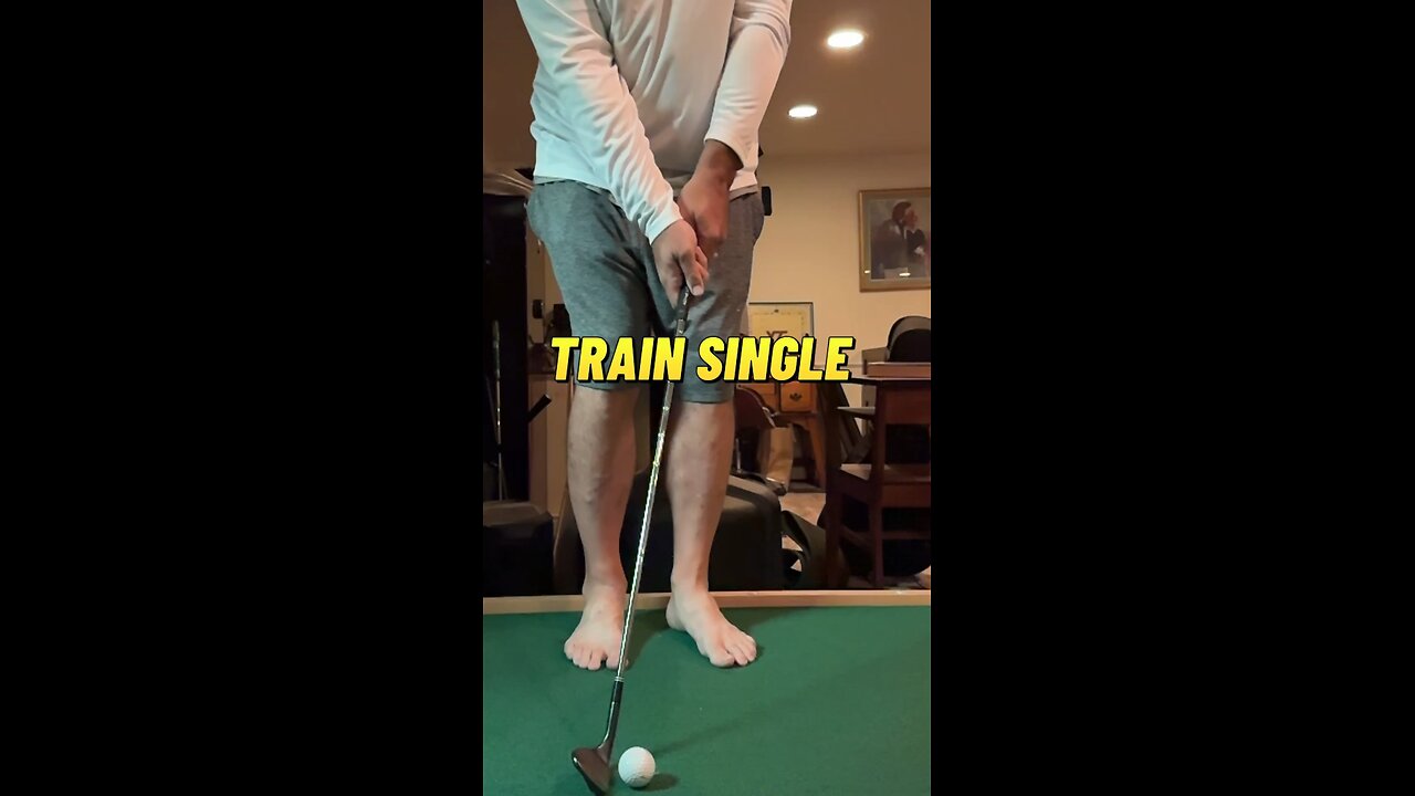 Unlock short game success by training the trail hand! 🏌️‍♂️