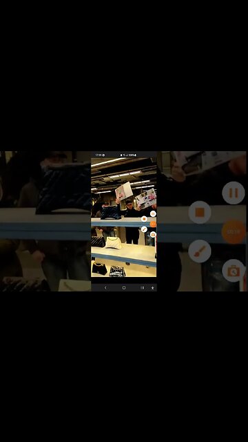 #trobinson balenciaga flash demo #urbanscoop