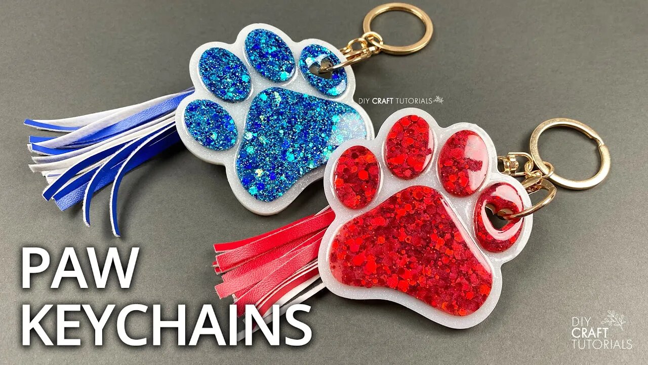 THE CUTEST RESIN PAW PRINT KEYCHAINS! WATCH ME RESIN
