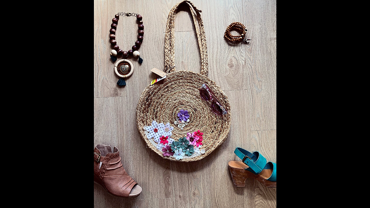 How to Up-Style a Natural Jute Bag | Up-Cycle Curtain Holder to a Belt | Fashion Inspiration