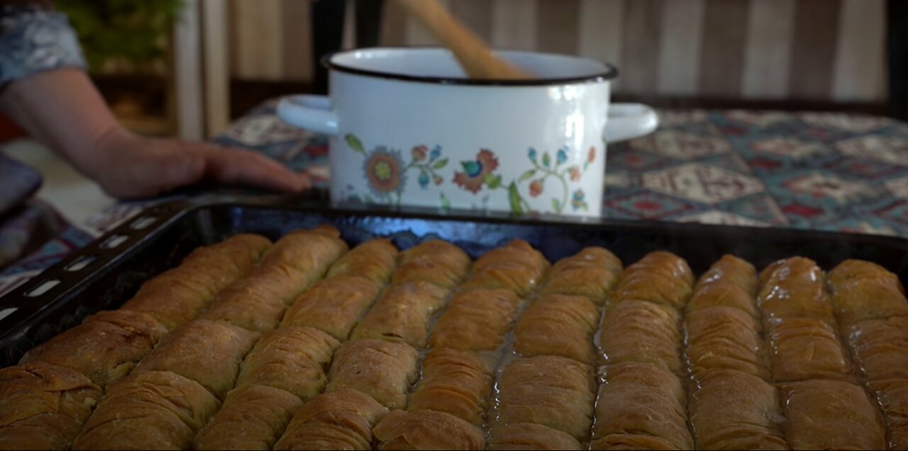 Making Traditional Turkish Baklava