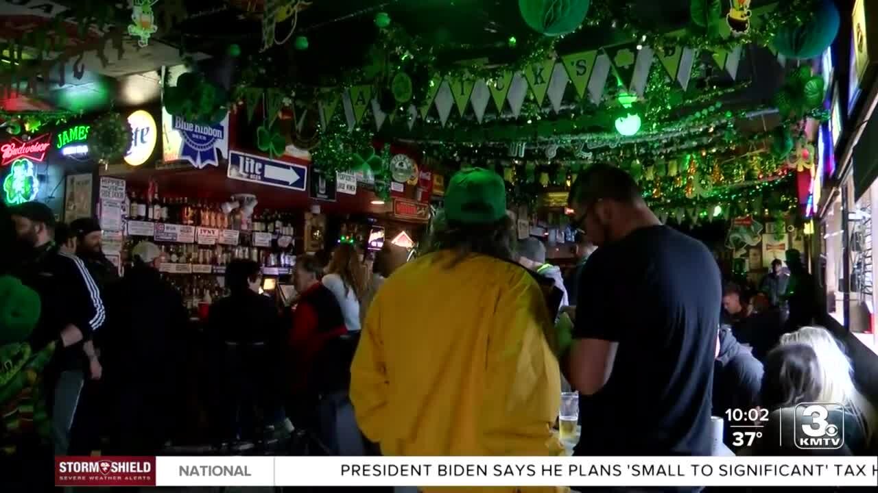 Bars welcome St. Patrick's Day crowds after canceling events last year