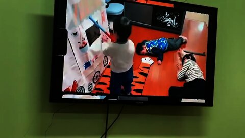 Kids In China Play Killing as Part of Their Homework 中共國兒童在家表演殺人