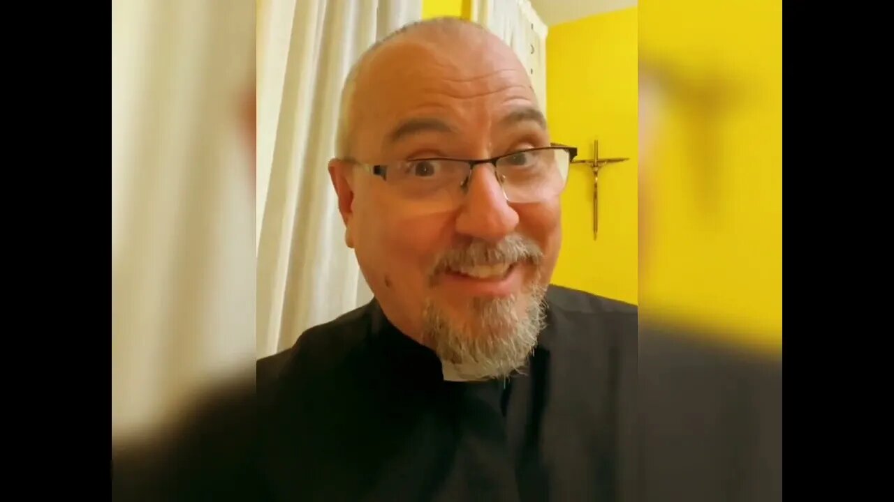 ¿Los Hombres (Sacerdotes) pueden perdonar pecados? ¿Qué dice la Biblia? - Padre Juan Molina