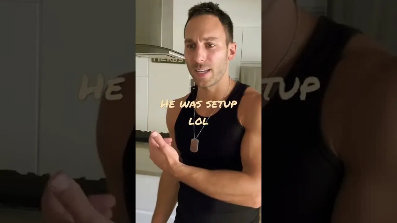 Man slaps wrong money maker lol