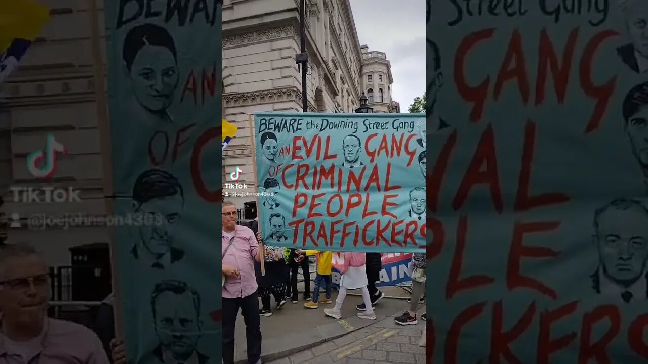 Evil politicians