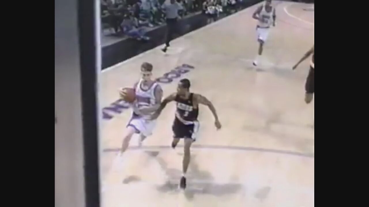 Jason Williams 11 Points Vs. Trail Blazers, 1999.