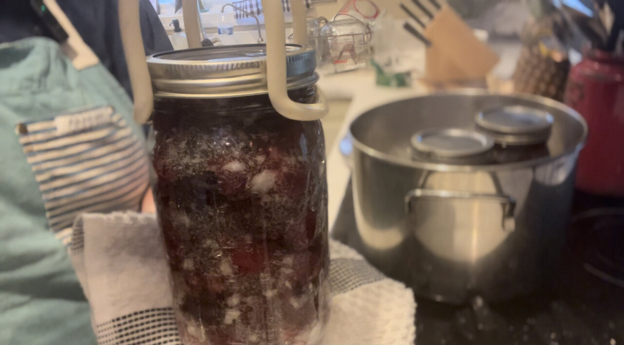 "Sweet and Simple: Canning Cherry Pie"
