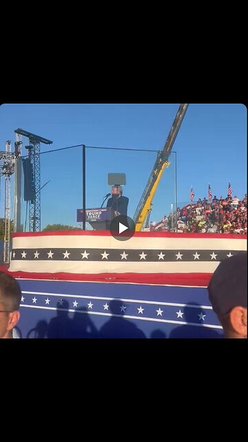 Corey Comperatore gets honored by President Trump as the Comperatore family...