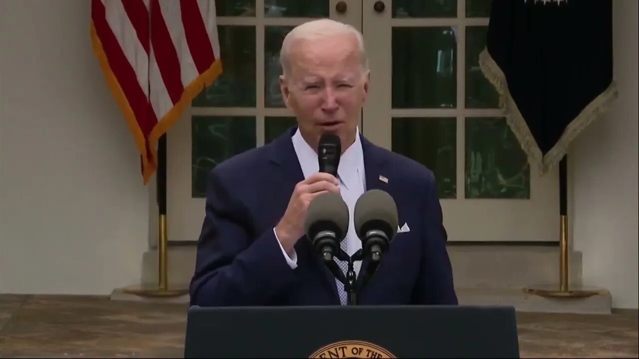 Biden vs. Teleprompter: Biden Struggles Once Again To Read His Speech From Giant Teleprompter