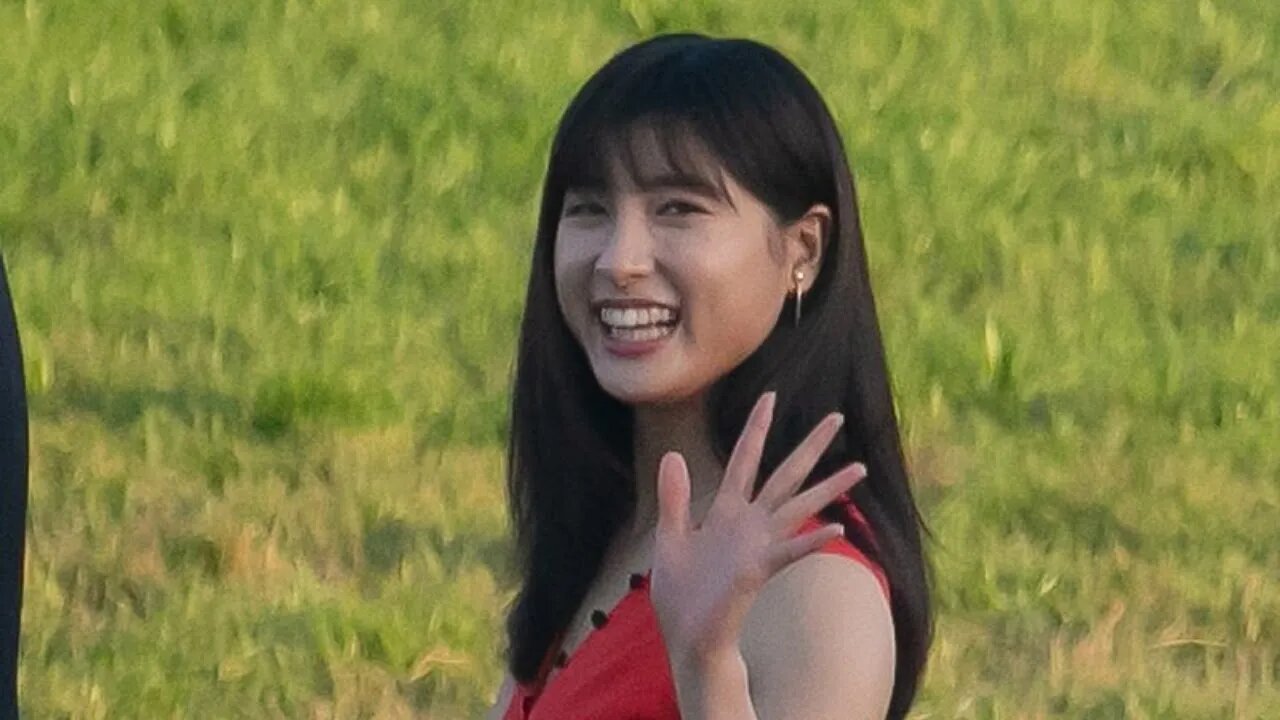 【競馬】土屋太鳳・・テレビより全然違くてびっくり！