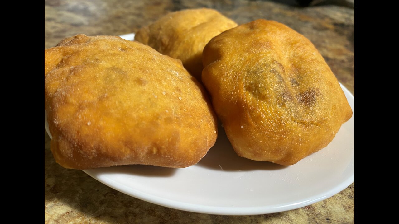 Chinese Doughnut ( Ham Chin Peng) 咸煎饼