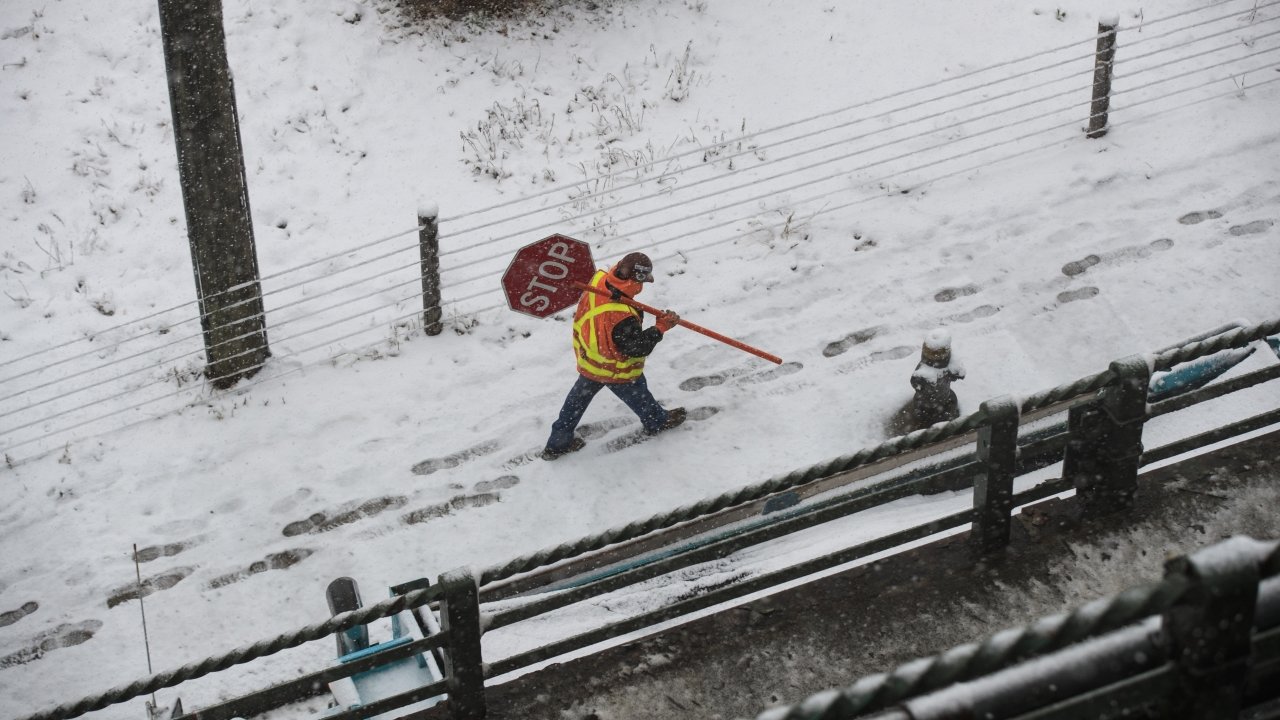 At Least 1 Dead Following Winter Storm In Southeast