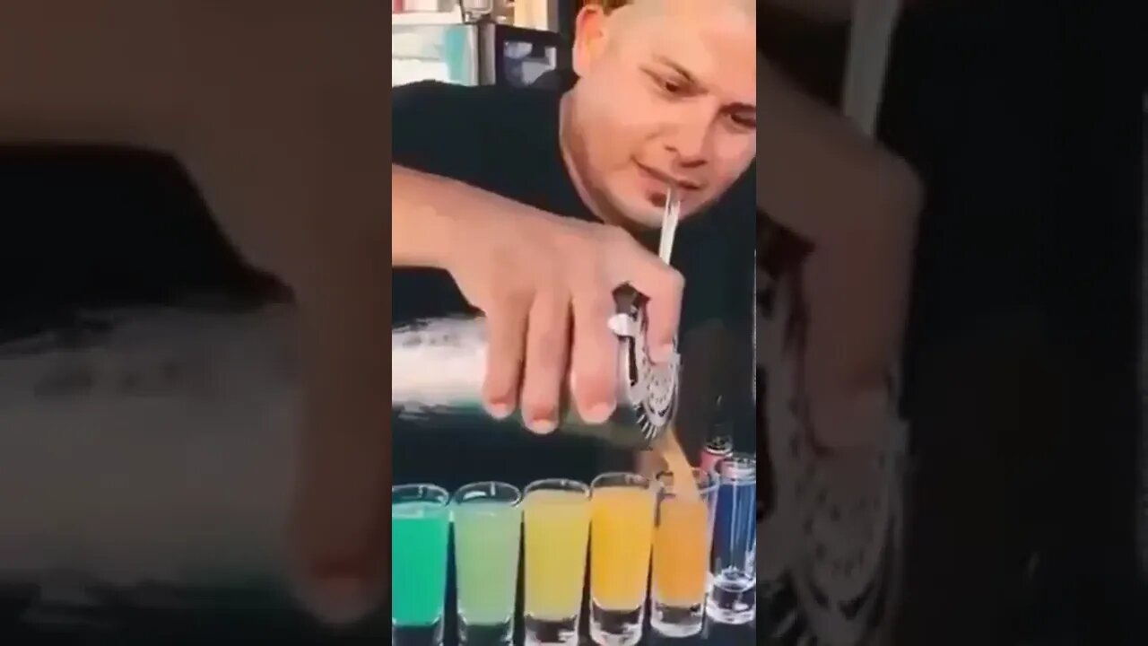 Satisfying bar vendor trick 🔥 #160 #satisfying #trending #shorts