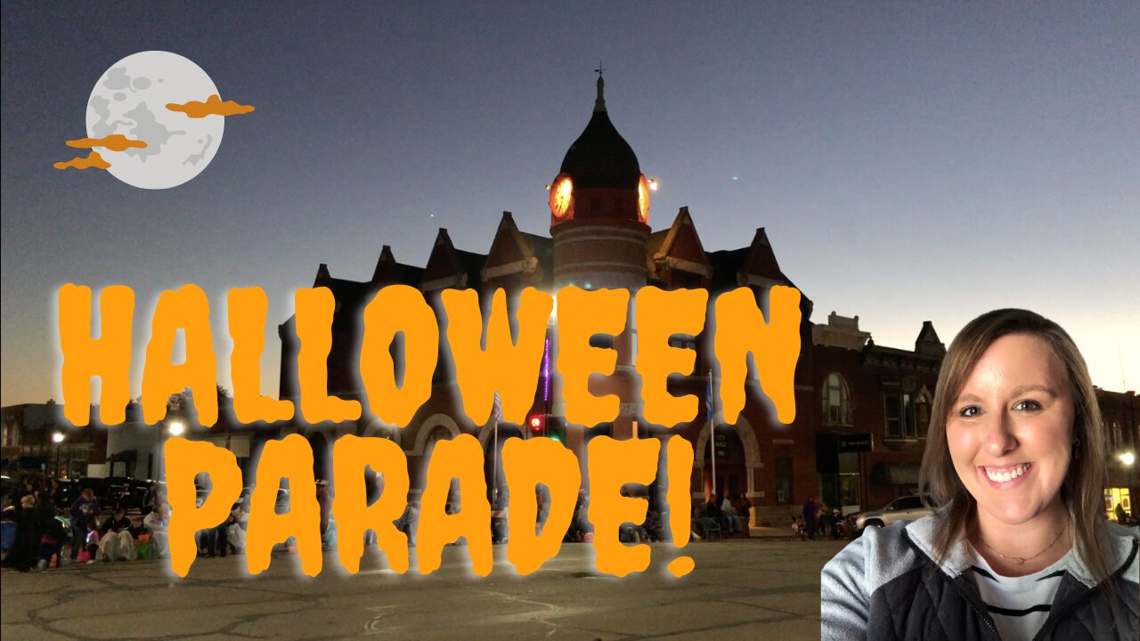 Oldest HALLOWEEN Parade in the Nation | Hiawatha, Kansas