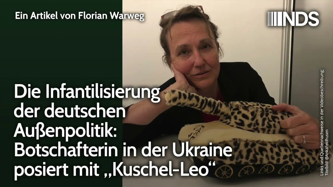 Infantilisierung der deutschen Außenpolitik: Botschafterin in der Ukraine posiert mit „Kuschel-Leo“