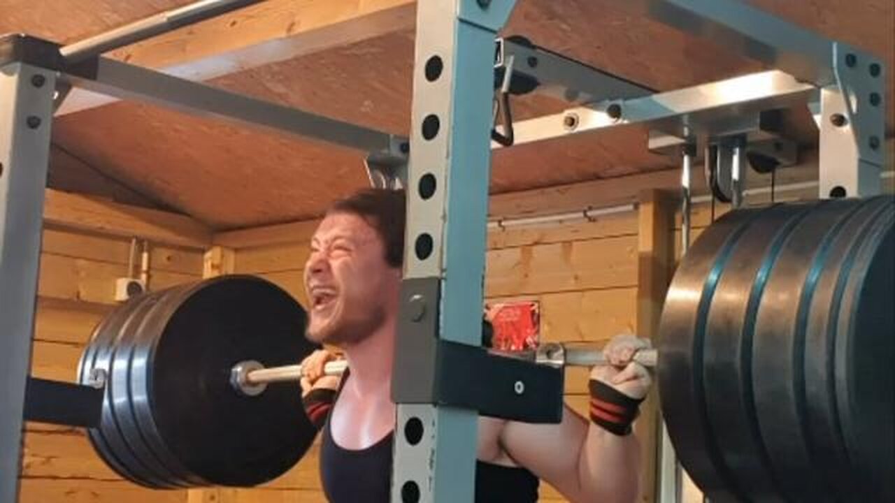 SUPER EASY 177.5 KGS SQUAT SINGLE!