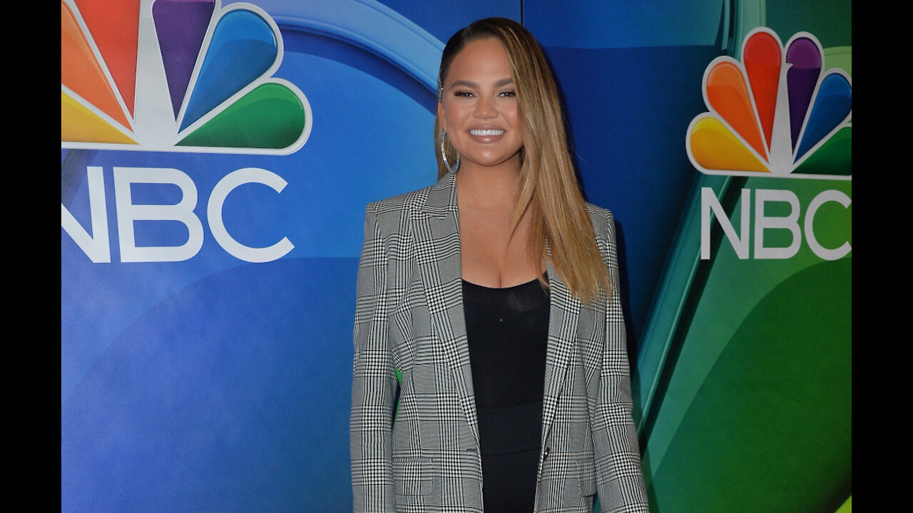 Chrissy Teigen supported by Duchess of Sussex after baby loss