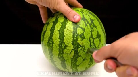 10 Amazing Watermelon LifeHacks!!