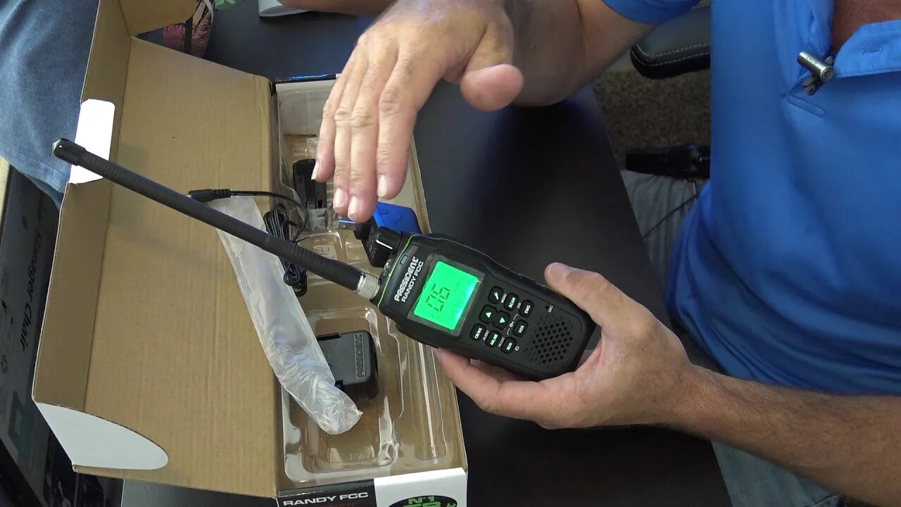 NEW!! Handheld CB Radio, President Randy FCC Handheld CB Radio Review With Weather Alerts, OFF-ROAD!