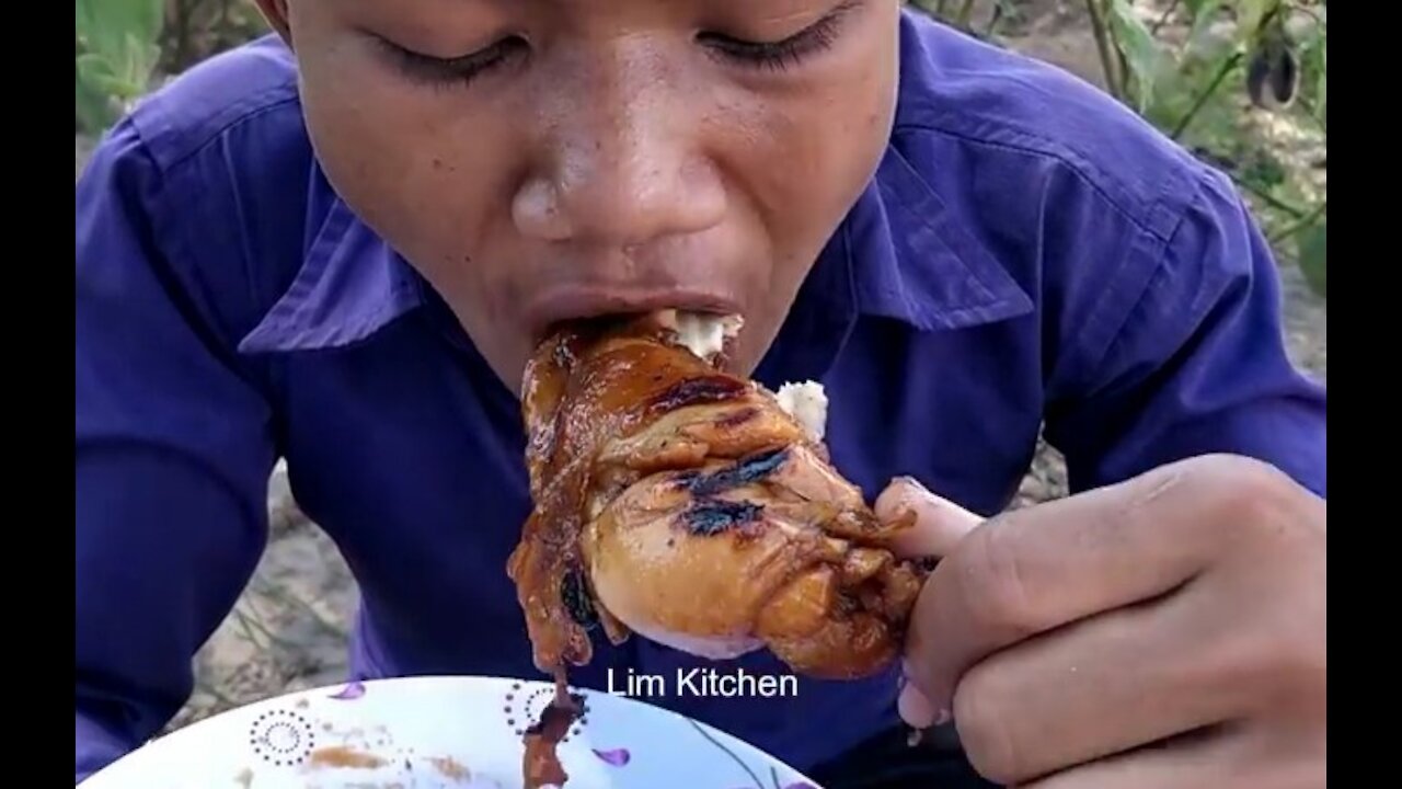 Unbelievable - How to fried a chicken with Coca Cola