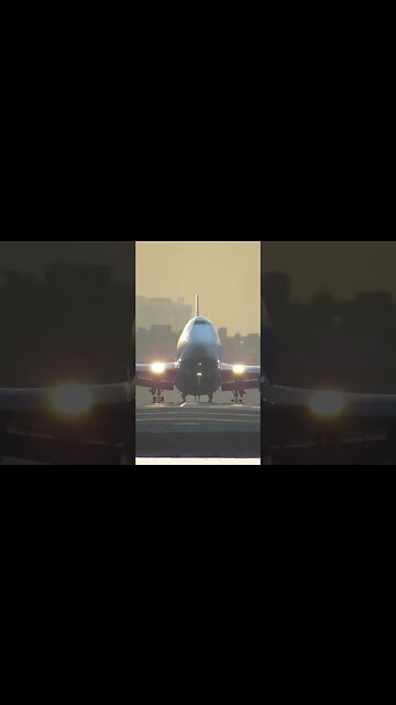 Boeing 747 rotates in Boston✈️