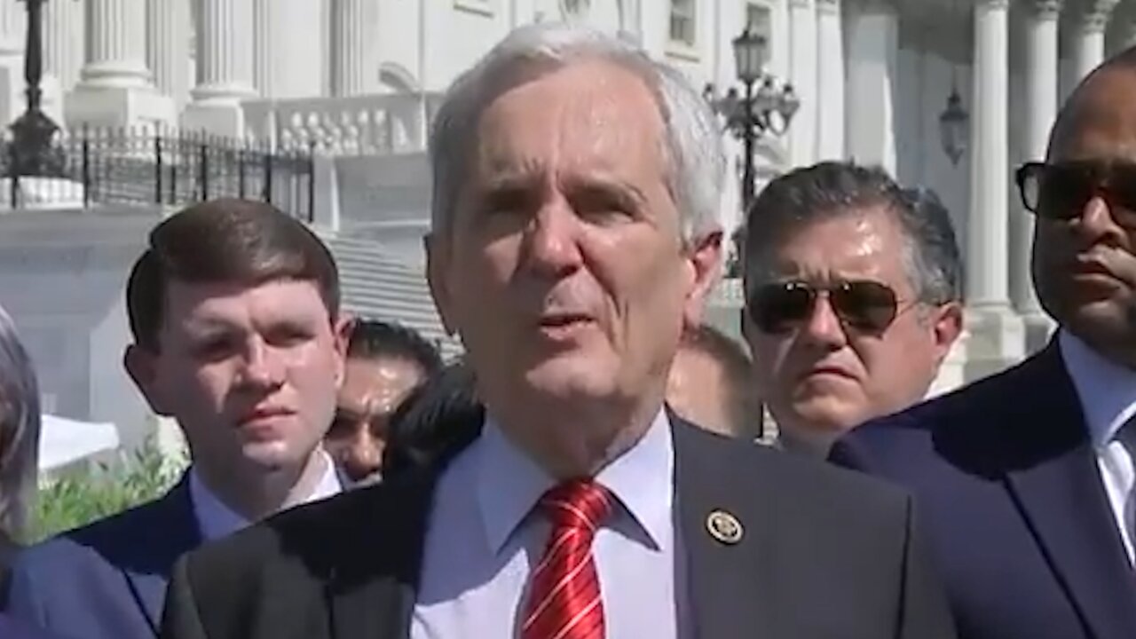 TX House Dems Just Broke Into Song During a Press Conference on Capitol Hill - 2404