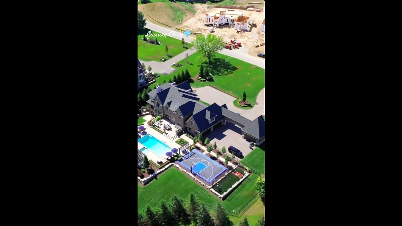 $5,000,000 Backyard Is Mind Blowing!!!!