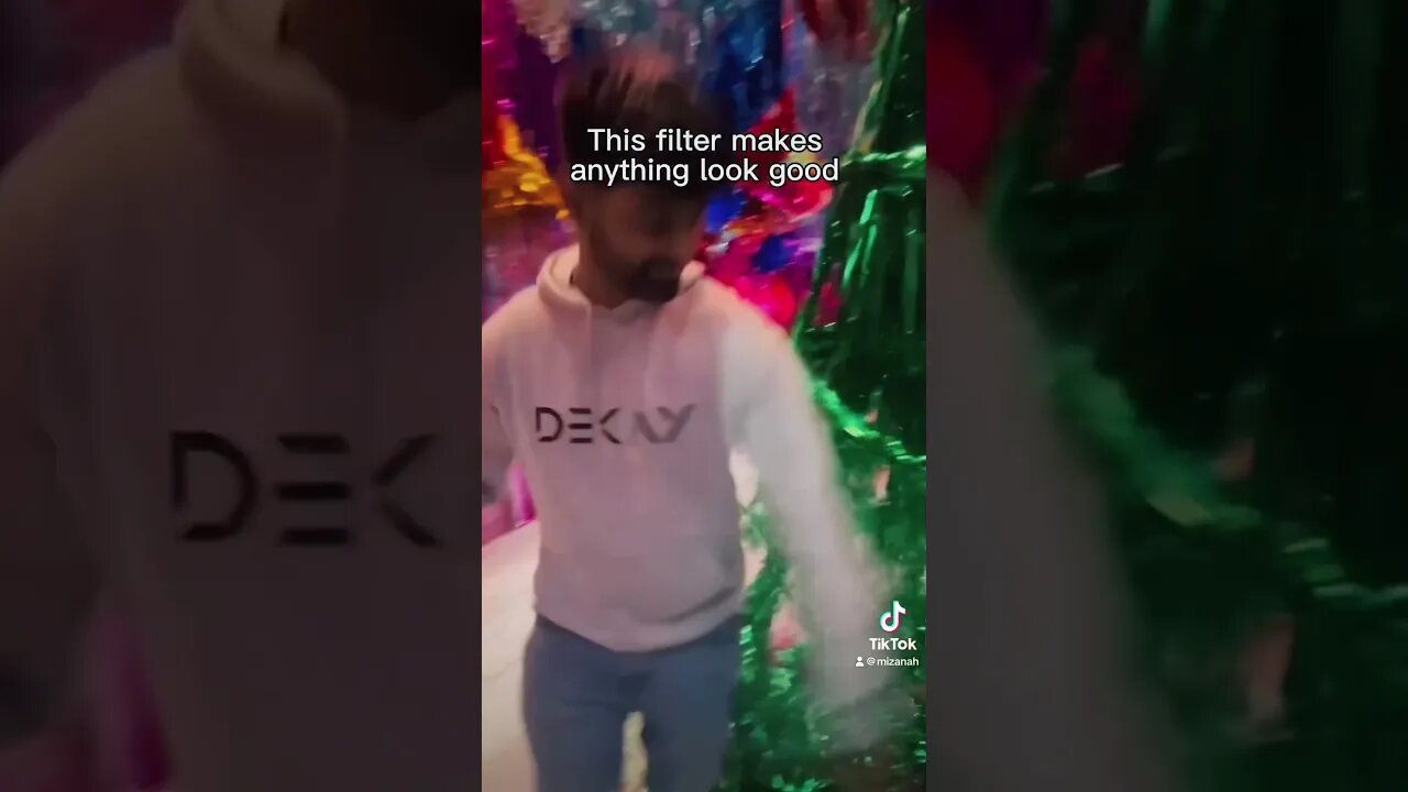 CapCut got tinsel in slomo