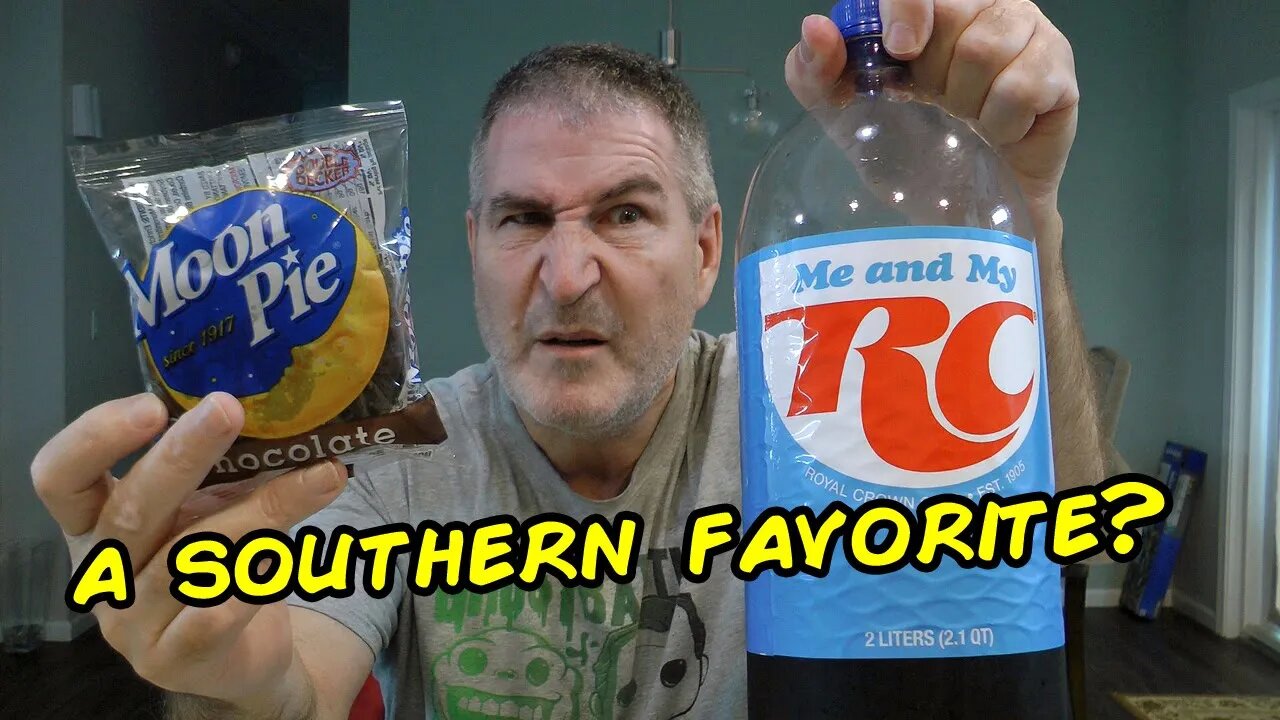 Southern Folks Love Moon Pies With RC Cola! WHY?? 😮🤔 | It's A Southern Thang