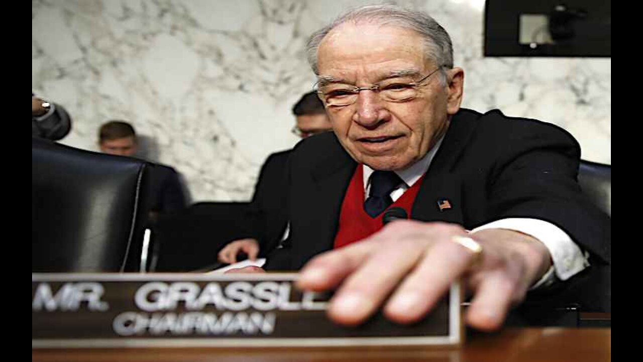 Trump Endorses Sen. Grassley Before Tuesday's GOP Primary