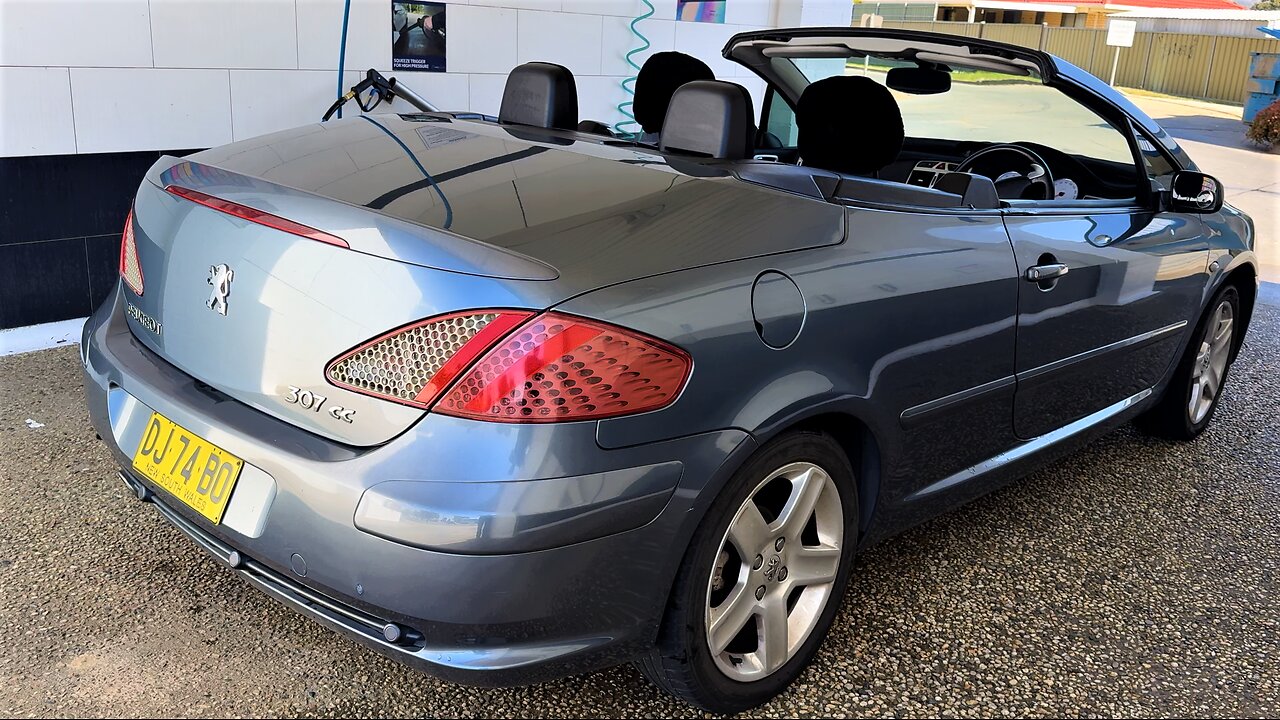 Cabriolet Convertable Open Top Peugeot