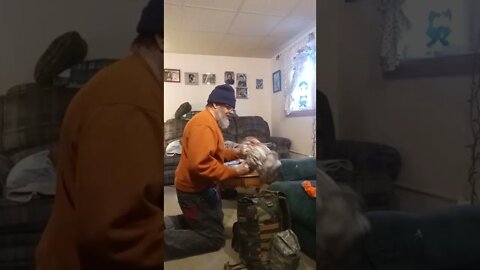 what I carry in my hidenmwoodsmen day ruck for hunting