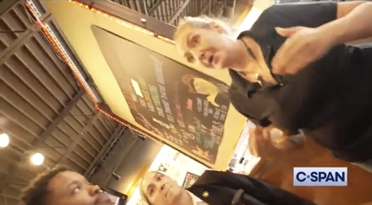 New Footage Appears To Show New Angle Of J.D. Vance-Primanti Bros incident