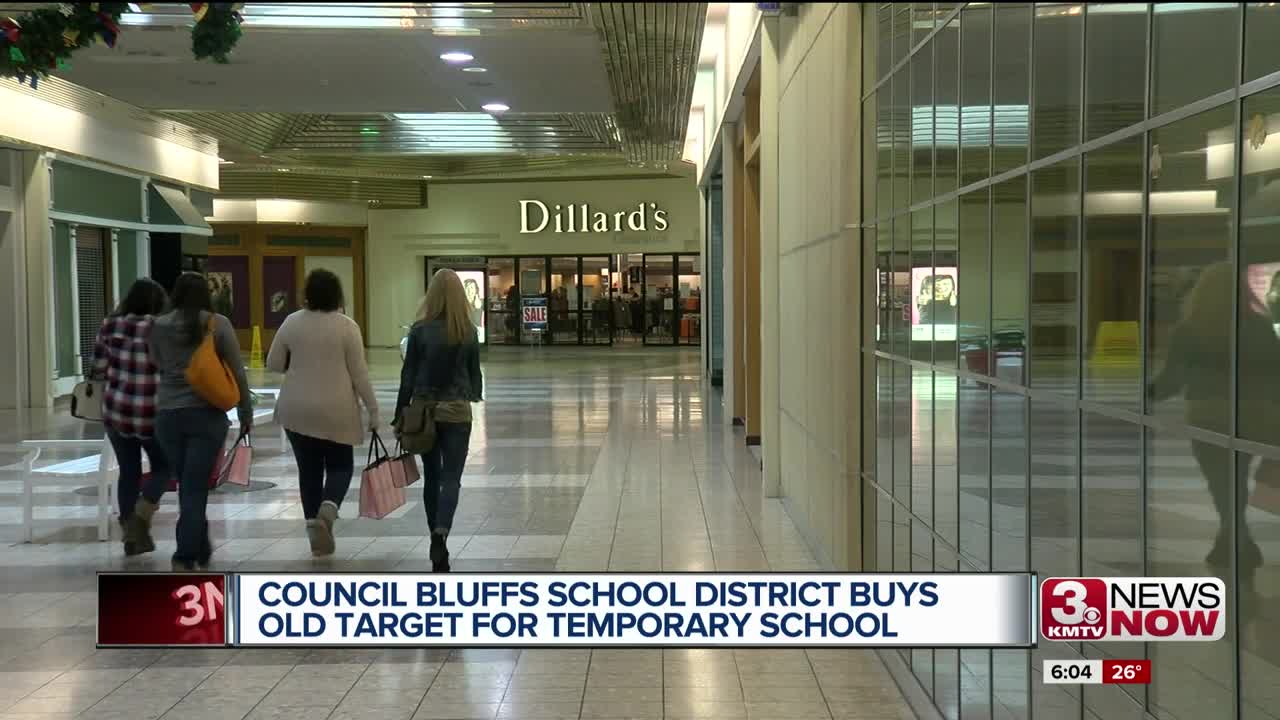 Council Bluffs School District buys closed Target for temporary middle school