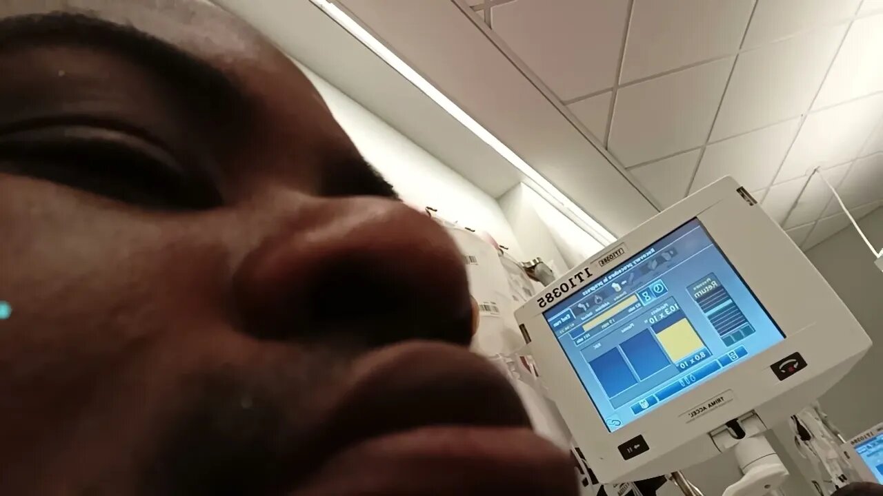 Happy Tuesday happy #July4th #July4 20 minutes left. Donating platelets at @NYBloodCenter Brooklyn